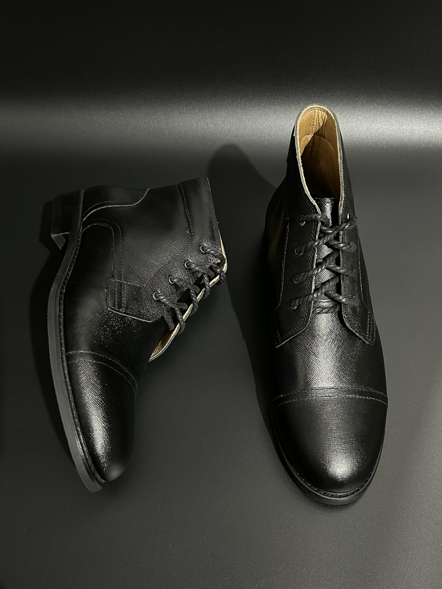 B - Giày Boot Mens 10